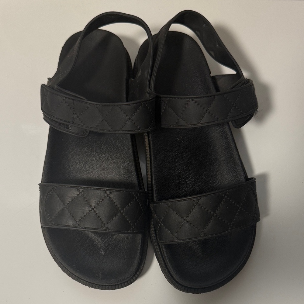 Chic Black Quilted Women's Sandals